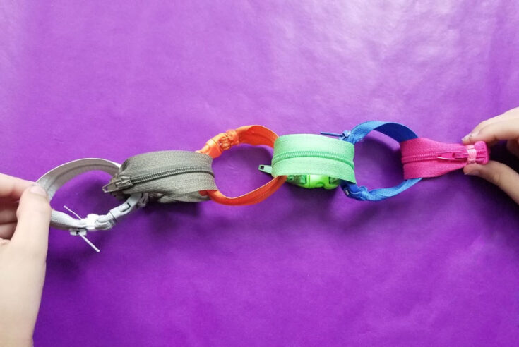 How To Make A Zipper Bracelet Travel Fidget Toy Moms And Crafters