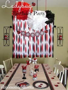 First Birthday Party Themes * Moms and Crafters