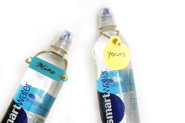 DIY Water Bottle Hang Tags * Moms and Crafters