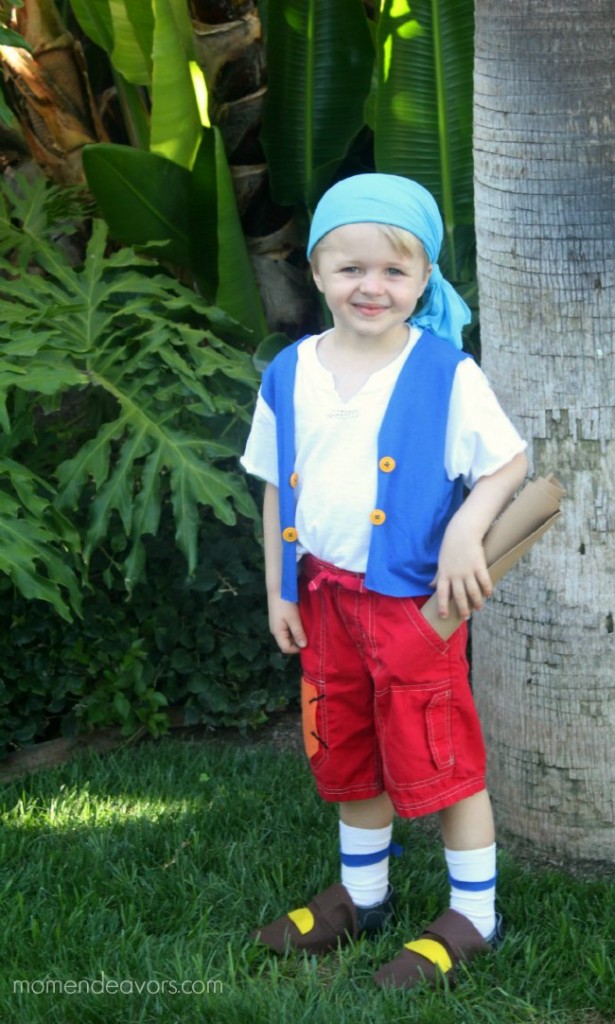 17 DIY No Sew Costumes for Toddlers * Moms and Crafters