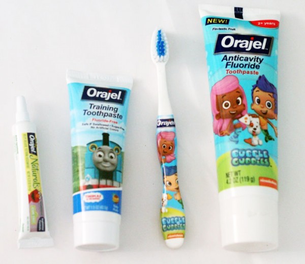 8 Tooth Brushing Tips for Toddlers * Moms and Crafters