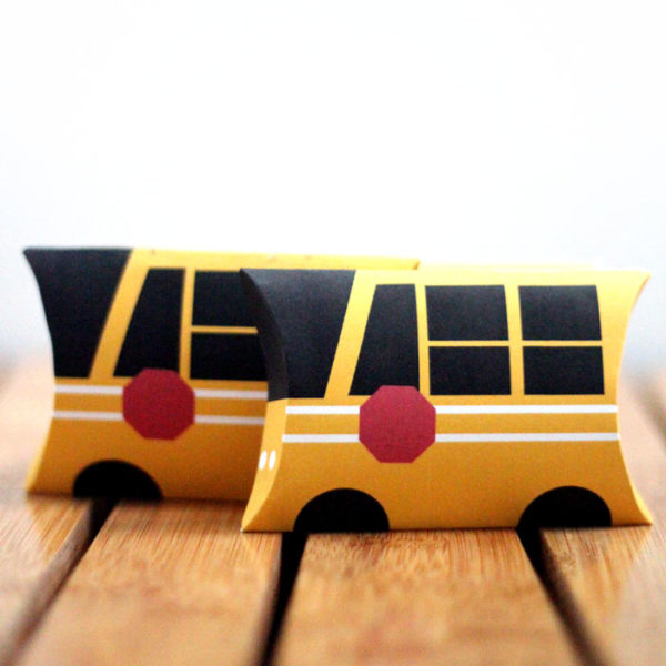 school-bus-treat-boxes-a-free-printable-moms-and-crafters