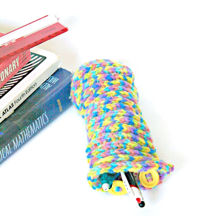 Knit Pencil Case with buttons - a beginning knit tutorial