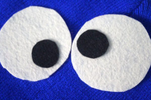 DIY Cookie Monster Costume for Pregnant Lady * Moms and Crafters