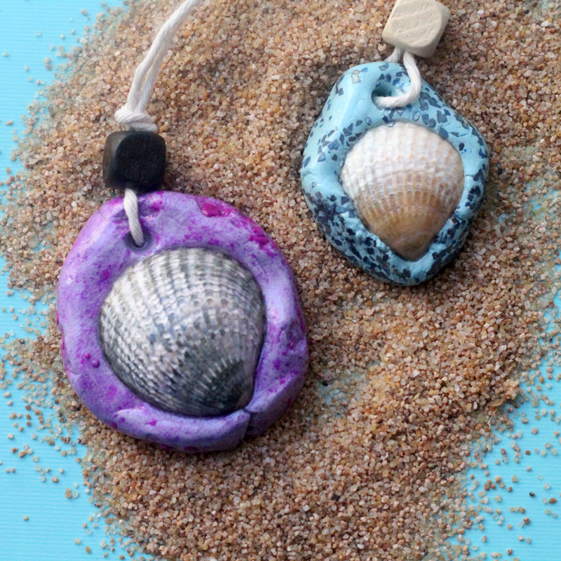 Crochet Sea shell Necklace – Urbanitii