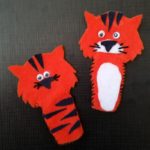 Tiger Finger Puppets - an easy DIY toy (free template included)