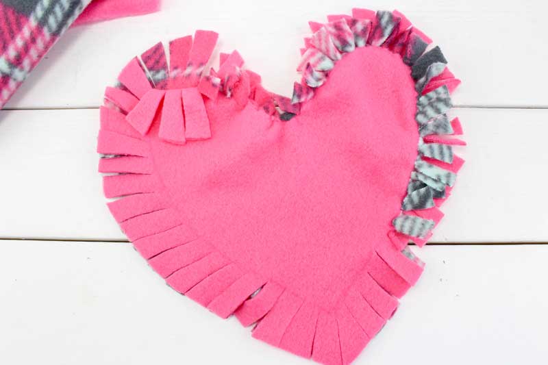 DIY Felt Heart Craft Idea: No Sewing Required - Sweet and Simple
