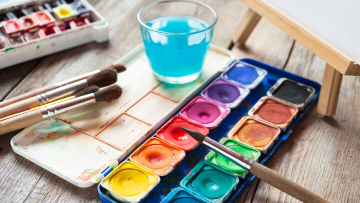 How to Watercolor - a complete guide for beginners * Moms and Crafters