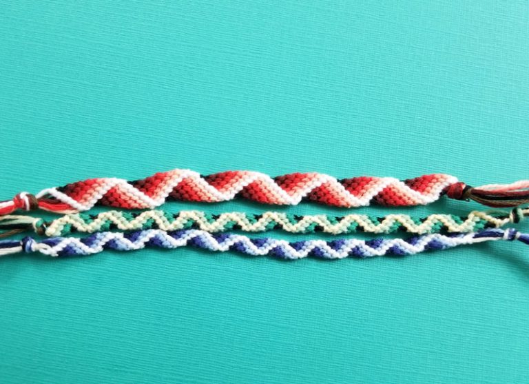 Zig Zag Friendship Bracelet Pattern with a 3D effect! * Moms and Crafters