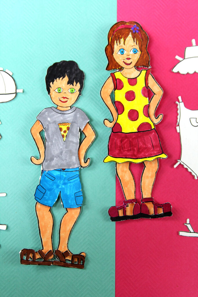 Summer Paper Craft: Color-in Dress Up Dolls * Moms and Crafters