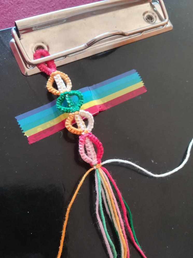 How to Make a Friendship Bracelet - Simple Practical Beautiful
