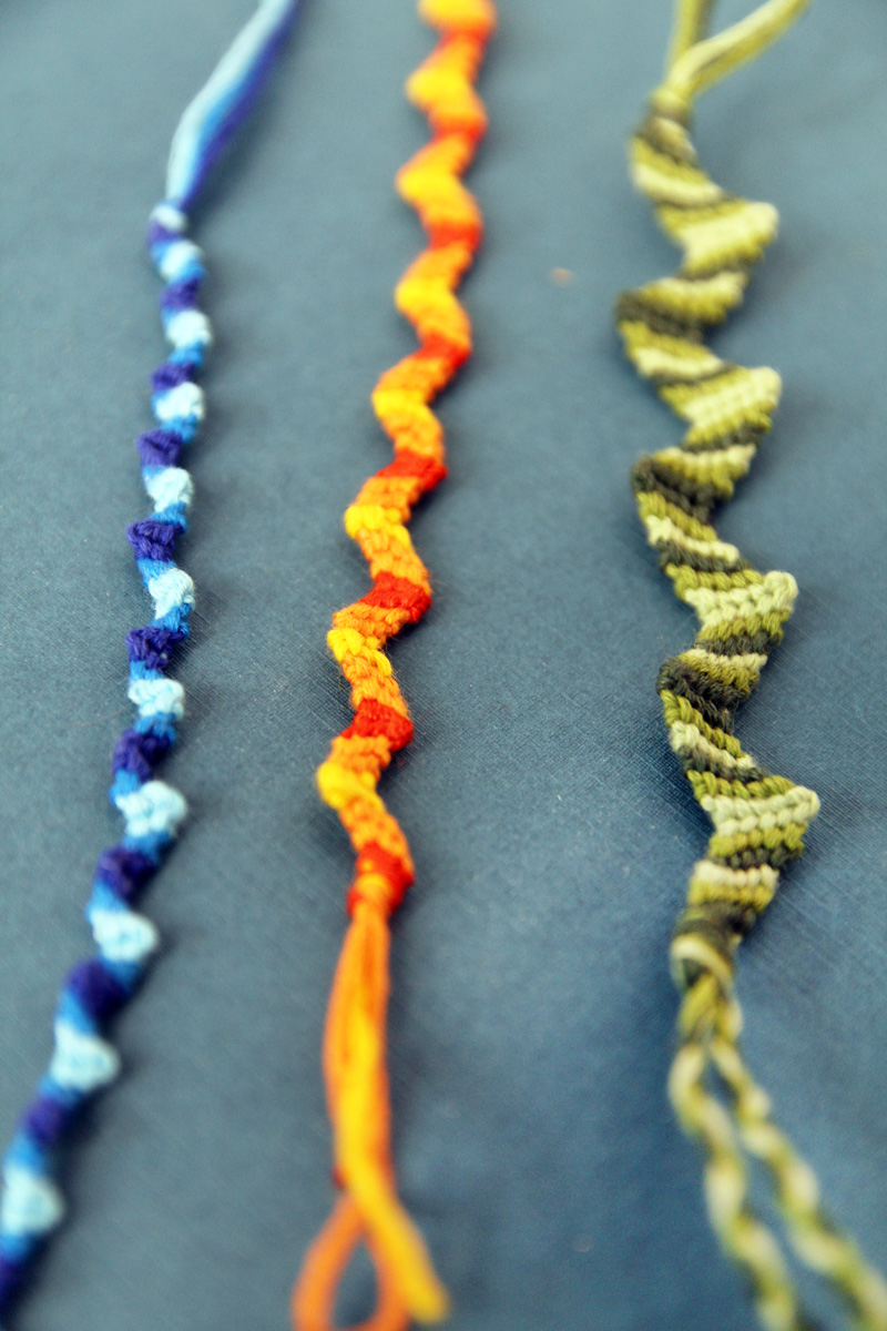How to make a friendship bracelet with beads | Friendship bracelets with  beads, Embroidery bracelets, Diy bracelets tutorials