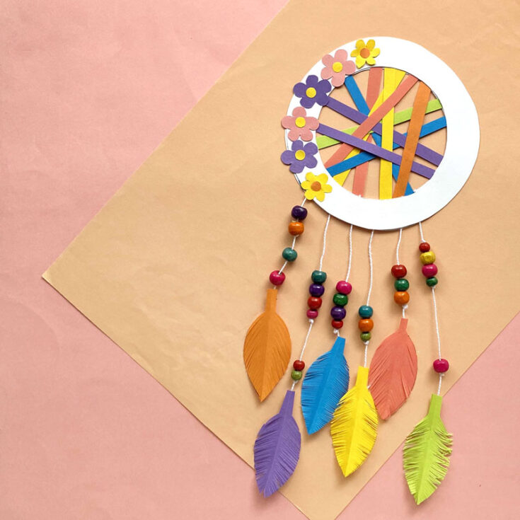 Paper Dream Catcher + Free Template * Moms And Crafters