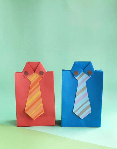 Fathers Day Gift Bag - An Easy Paper Craft * Moms and Crafters