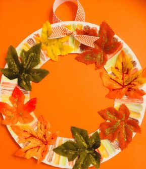 21 + Fall Crafts for Preschoolers * Moms and Crafters