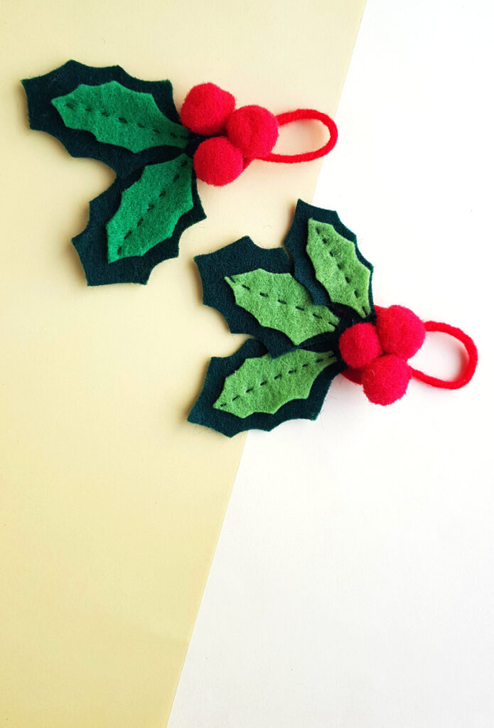 Felt Holly Ornament with a Free Template * Moms and Crafters