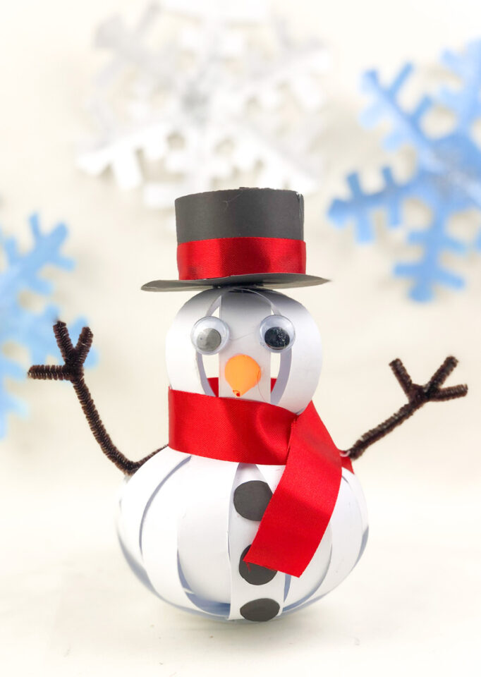 3D Paper Snowman * Moms and Crafters