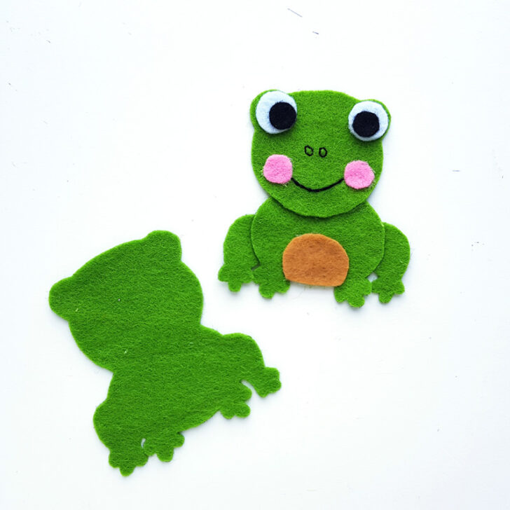 Felt Frog Pattern & Softie Craft * Moms and Crafters