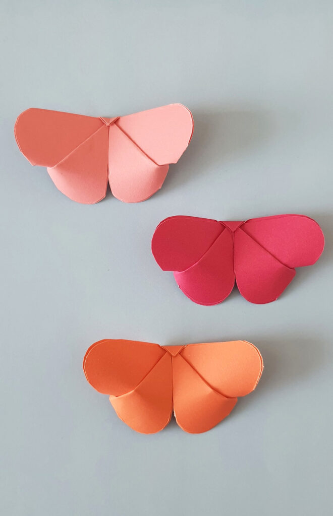 Origami Butterfly * Moms and Crafters