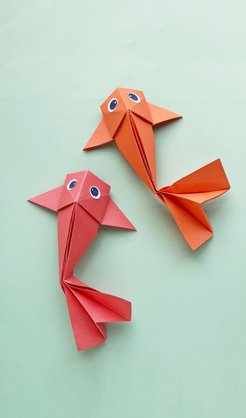 Origami Koi Fish * Moms and Crafters