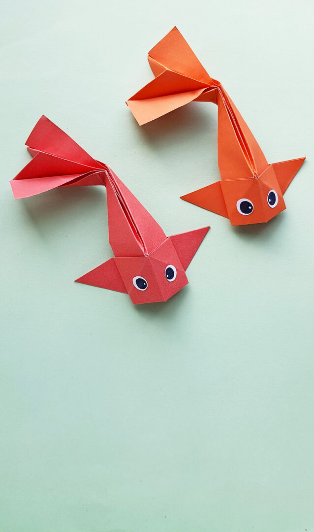 Origami Koi Fish * Moms and Crafters