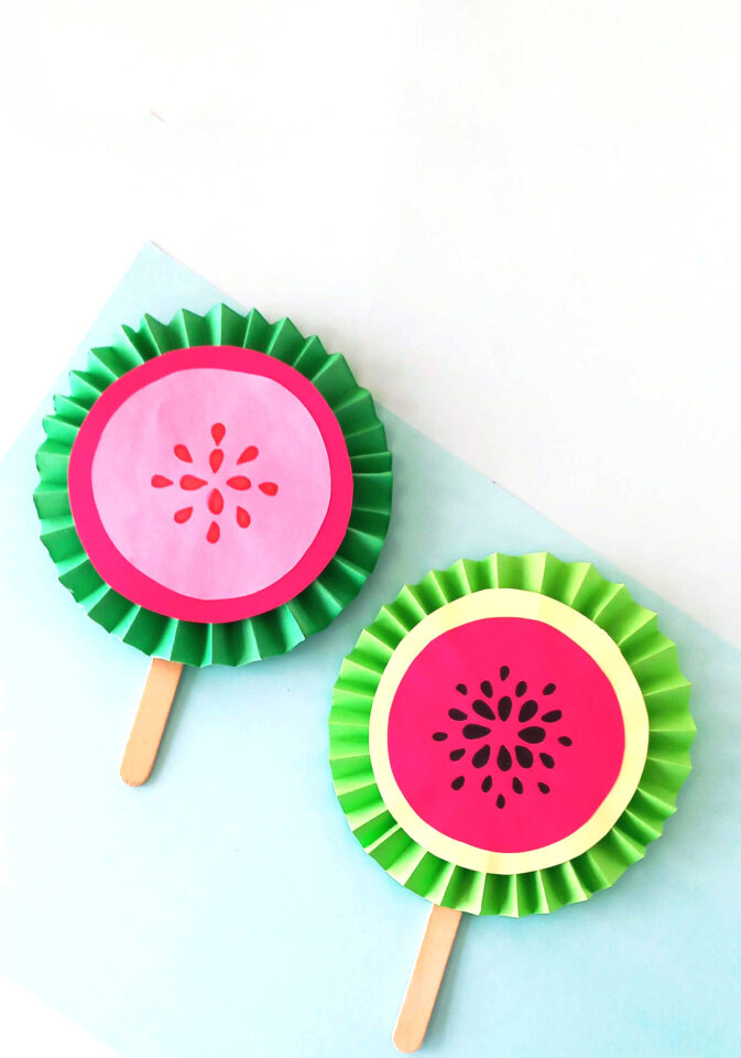 Fruit Paper Fans - A fun summer craft! * Moms and Crafters