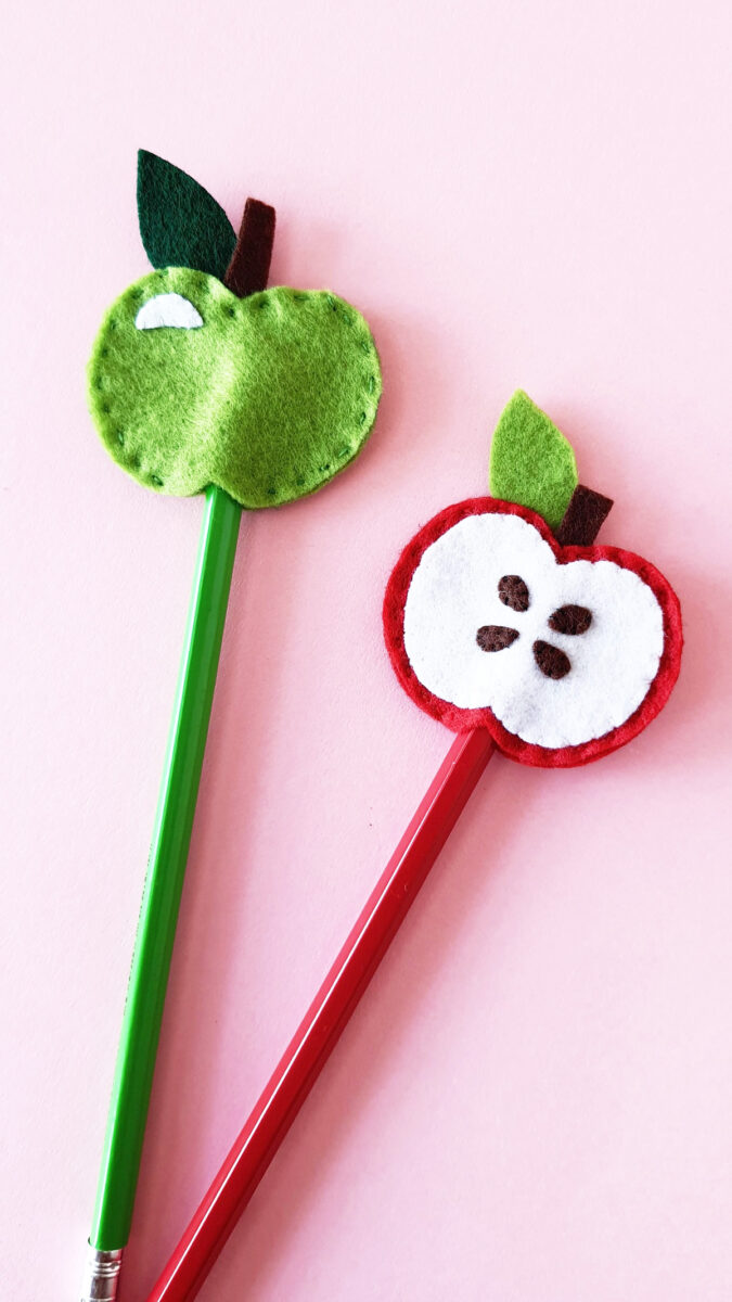 Felt Apple Pencil Topper * Moms and Crafters