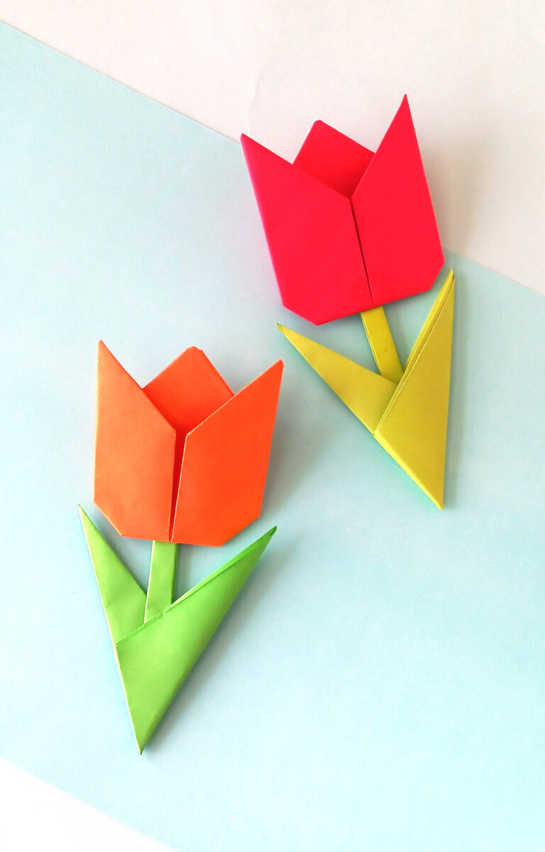 How to Fold an Origami Tulip * Moms and Crafters